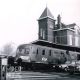 2b. Kampen 9 december 1977, DE-2 69 is vanwege het weigeren van de remmen door het stootblok geschoten en kwam 15 m verderop voor het zebrapad tot stilstand