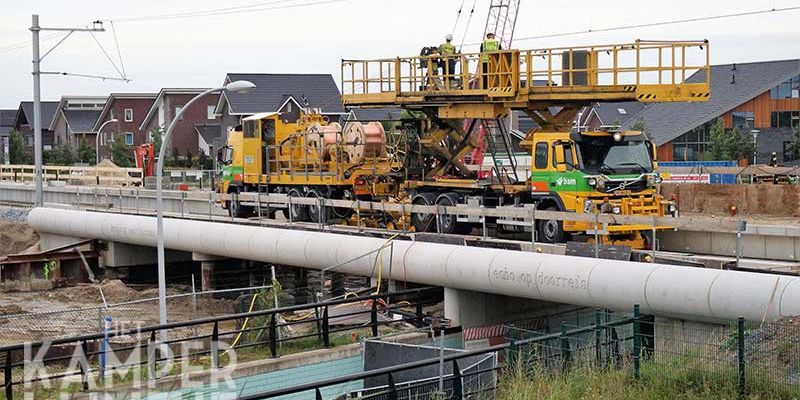 4v. Zwolle 2 augustus 2017, het aanbrengen van de rijdraden (foto Kasper Haar)