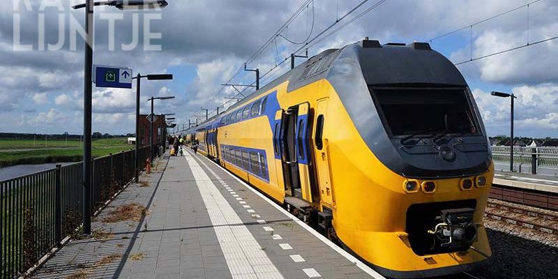 37v. Kampen Zuid 19 augustus 2017, tijdelijk IC station voor Den Haag, station Zwolle ligt plat (foto K. Haar)