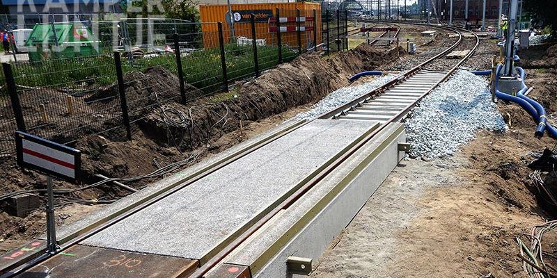 23u. Zwolle Veerallee 20 juni 2017, aanpassingen spoor (foto Kasper Haar)