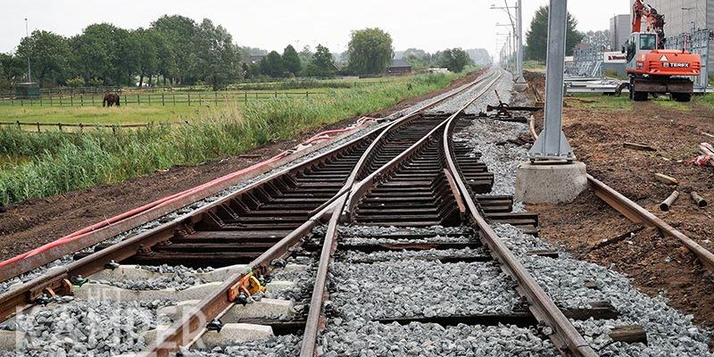 25o. Kampen 24 juni 2017, tijdelijk herplaatste wissel in hoofdspoor voor grindvervoer(foto Kasper Haar)