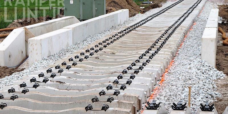 29v. Mastenbroek Bisschopswetering 13 juli 2017, de dwarsliggers zijn over de brug gelegd (K. Haar)