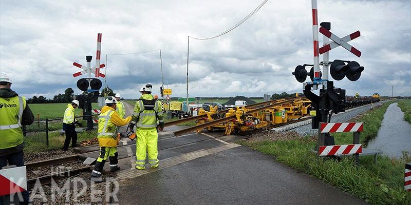 30g. Mastenbroek 14 juli 2017, nieuwe spoorstaven worden aangevoerd (foto Kasper Haar)