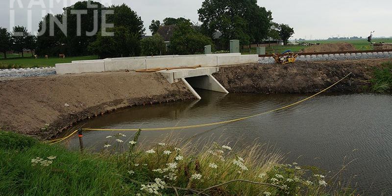 30t. Mastenbroek Bisschopswetering 16 juli 2017, de nieuwe duiker (foto Kasper Haar)