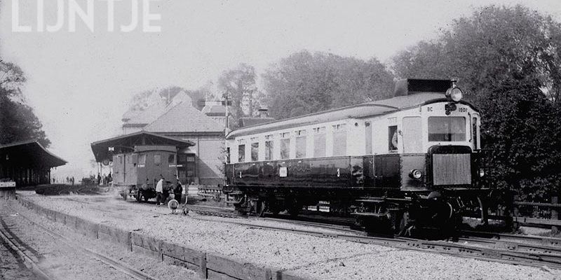 4a. Kampen ca. 1924, omBC 1901 met daar vlak achter de bagagewagen (bew. R. Steller)